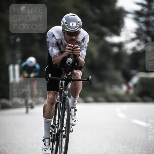 21.06.2026 - 29. Vierlanden-Triathlon H.Heesch http://msf.ph/oto/9882853 21.06.2026 09:18:07 Radfahren 31, 211, 284 meine-sportfotos.de
