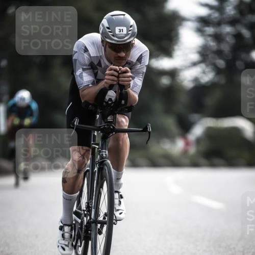 21.06.2026 - 29. Vierlanden-Triathlon H.Heesch http://msf.ph/oto/9882868 21.06.2026 09:18:07 Radfahren 31, 211, 284 meine-sportfotos.de