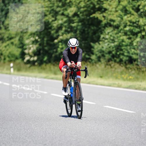 21.06.2026 - Viking Triathlon Michael Burmester http://msf.ph/oto/9882916 21.06.2026 13:45:58 Radfahren 190, 401 meine-sportfotos.de