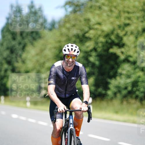 21.06.2026 - Viking Triathlon Michael Burmester http://msf.ph/oto/9882971 21.06.2026 13:46:15 Radfahren 401 meine-sportfotos.de