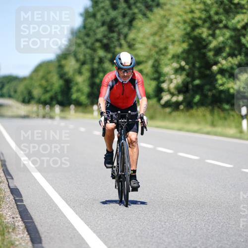 21.06.2026 - Viking Triathlon Michael Burmester http://msf.ph/oto/9882998 21.06.2026 13:46:19 Radfahren 401 meine-sportfotos.de