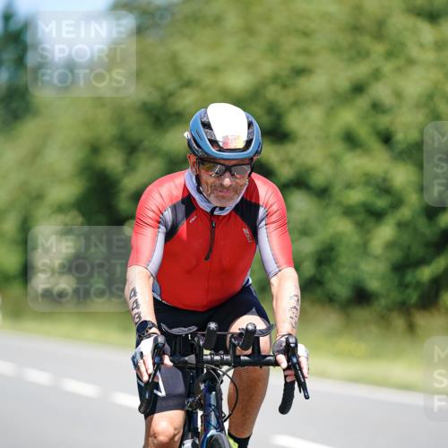 21.06.2026 - Viking Triathlon Michael Burmester http://msf.ph/oto/9883008 21.06.2026 13:46:20 Radfahren 401 meine-sportfotos.de