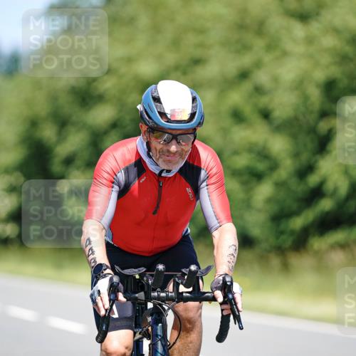 21.06.2026 - Viking Triathlon Michael Burmester http://msf.ph/oto/9883013 21.06.2026 13:46:20 Radfahren 401 meine-sportfotos.de