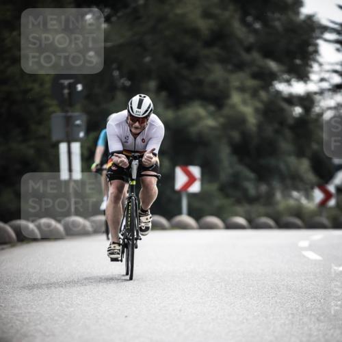 21.06.2026 - 29. Vierlanden-Triathlon H.Heesch http://msf.ph/oto/9883030 21.06.2026 09:18:13 Radfahren 211, 284, 291 meine-sportfotos.de