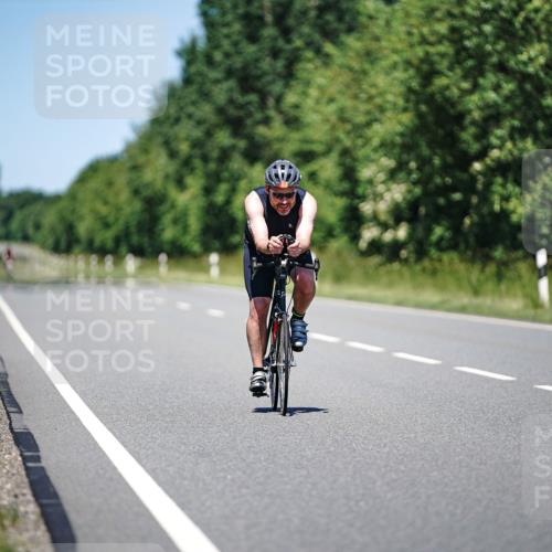 21.06.2026 - Viking Triathlon Michael Burmester http://msf.ph/oto/9883091 21.06.2026 13:55:12 Radfahren  meine-sportfotos.de