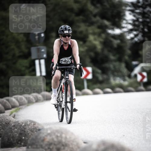 21.06.2026 - 29. Vierlanden-Triathlon H.Heesch http://msf.ph/oto/9883121 21.06.2026 10:35:04 Radfahren 47, 157, 187, 320, 334, 525 meine-sportfotos.de