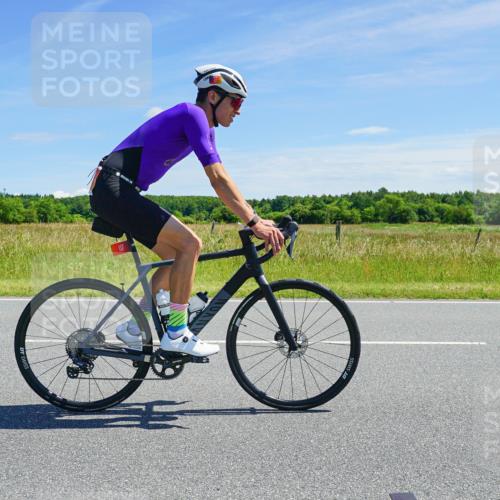 21.06.2026 - Viking Triathlon Michael Burmester http://msf.ph/oto/9883125 21.06.2026 13:32:41 Radfahren  meine-sportfotos.de