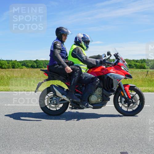 21.06.2026 - Viking Triathlon Michael Burmester http://msf.ph/oto/9883254 21.06.2026 13:37:51 Radfahren  meine-sportfotos.de