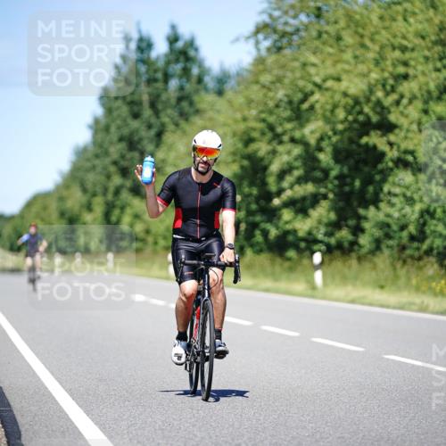21.06.2026 - Viking Triathlon Michael Burmester http://msf.ph/oto/9883277 21.06.2026 14:01:16 Radfahren  meine-sportfotos.de
