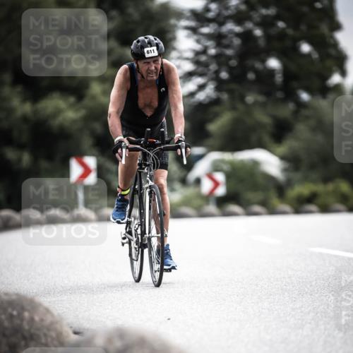 21.06.2026 - 29. Vierlanden-Triathlon H.Heesch http://msf.ph/oto/9883282 21.06.2026 10:35:16 Radfahren 220, 257, 271, 430, 611 meine-sportfotos.de