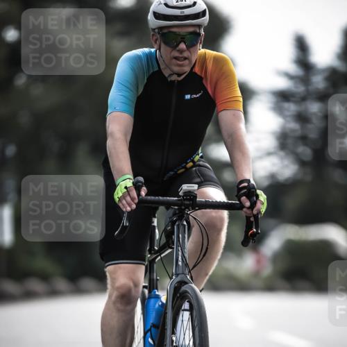 21.06.2026 - 29. Vierlanden-Triathlon H.Heesch http://msf.ph/oto/9883304 21.06.2026 09:18:16 Radfahren 103, 211, 291 meine-sportfotos.de