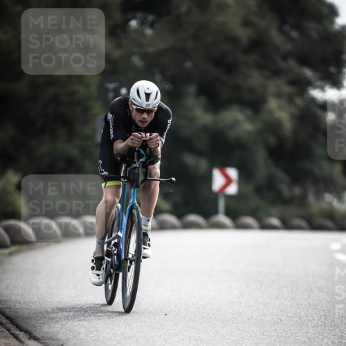 21.06.2026 - 29. Vierlanden-Triathlon H.Heesch http://msf.ph/oto/9883314 21.06.2026 09:18:28 Radfahren 37, 108 meine-sportfotos.de