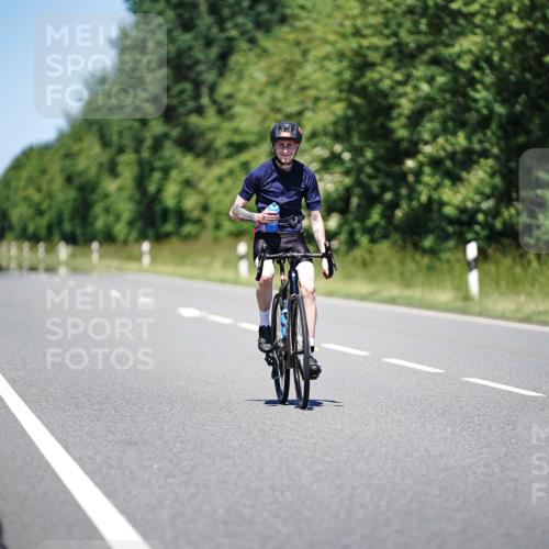 21.06.2026 - Viking Triathlon Michael Burmester http://msf.ph/oto/9883322 21.06.2026 14:01:23 Radfahren  meine-sportfotos.de
