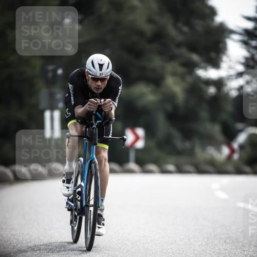 21.06.2026 - 29. Vierlanden-Triathlon H.Heesch http://msf.ph/oto/9883352 21.06.2026 09:18:29 Radfahren 37, 108 meine-sportfotos.de