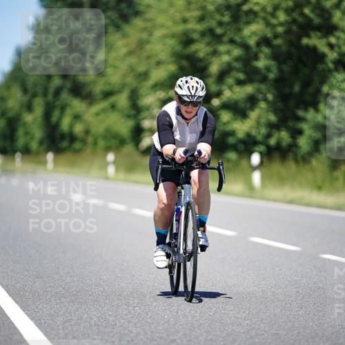 21.06.2026 - Viking Triathlon Michael Burmester http://msf.ph/oto/9883385 21.06.2026 14:04:21 Radfahren 206 meine-sportfotos.de