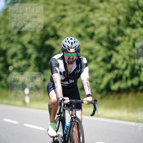 21.06.2026 - Viking Triathlon Michael Burmester http://msf.ph/oto/9883419 21.06.2026 14:16:22 Radfahren  meine-sportfotos.de