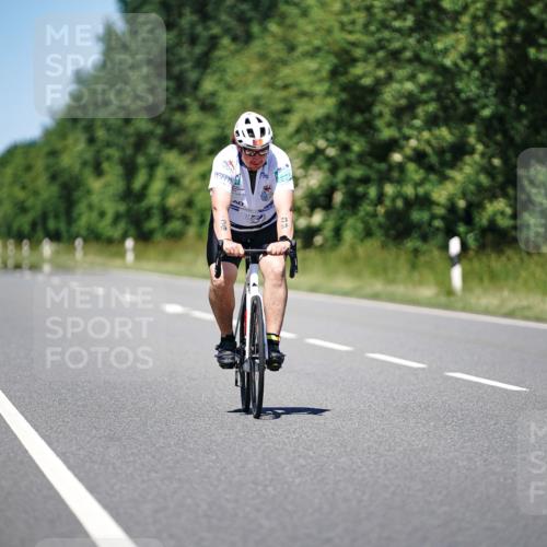 21.06.2026 - Viking Triathlon Michael Burmester http://msf.ph/oto/9883435 21.06.2026 14:19:52 Radfahren 39 meine-sportfotos.de