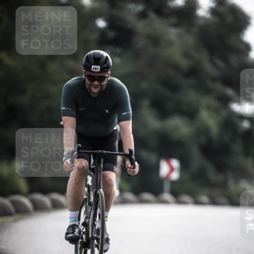 21.06.2026 - 29. Vierlanden-Triathlon H.Heesch http://msf.ph/oto/9883558 21.06.2026 09:18:42 Radfahren 63, 76, 196, 197, 293 meine-sportfotos.de