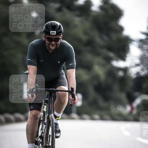 21.06.2026 - 29. Vierlanden-Triathlon H.Heesch http://msf.ph/oto/9883590 21.06.2026 09:18:42 Radfahren 63, 76, 196, 197, 293 meine-sportfotos.de