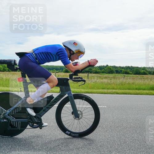 21.06.2026 - Viking Triathlon Michael Burmester http://msf.ph/oto/9883596 21.06.2026 11:06:01 Radfahren 19, 25, 34, 34, 72, 80, 94, 125, 150, 150, 152, 152, 259, 286, 342, 547, 575 meine-sportfotos.de