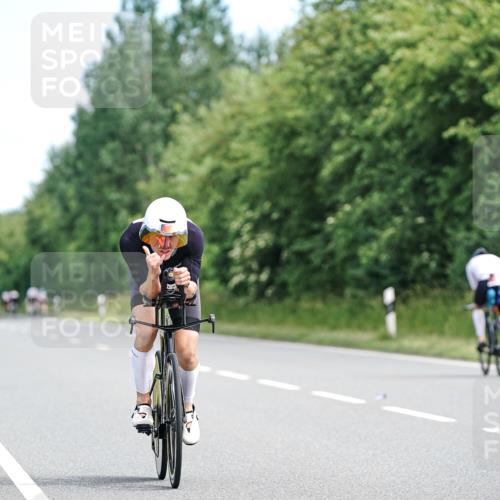 21.06.2026 - Viking Triathlon Michael Burmester http://msf.ph/oto/9883624 21.06.2026 11:05:18 Radfahren 2, 21, 44, 63, 95, 162, 166, 167, 266, 333, 517, 578, 655 meine-sportfotos.de