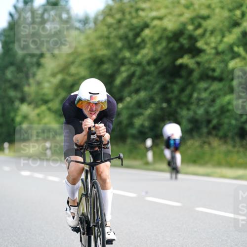 21.06.2026 - Viking Triathlon Michael Burmester http://msf.ph/oto/9883661 21.06.2026 11:05:18 Radfahren 2, 21, 44, 63, 95, 162, 166, 167, 266, 333, 517, 578, 655 meine-sportfotos.de