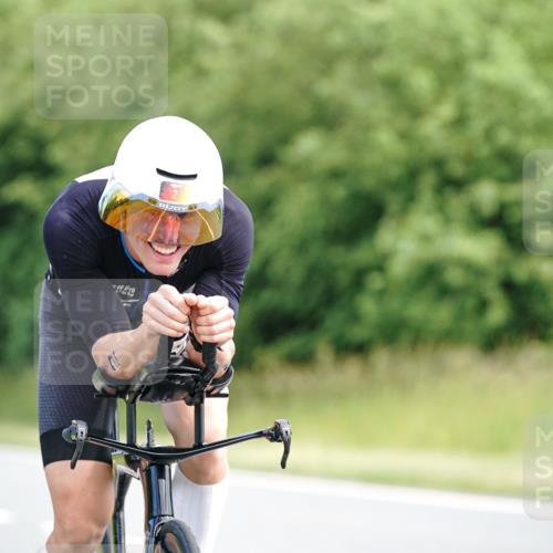 21.06.2026 - Viking Triathlon Michael Burmester http://msf.ph/oto/9883684 21.06.2026 11:05:19 Radfahren 2, 21, 95, 162, 166, 167, 333, 517, 578, 655 meine-sportfotos.de