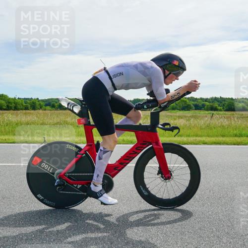 21.06.2026 - Viking Triathlon Michael Burmester http://msf.ph/oto/9883740 21.06.2026 11:11:08 Radfahren 36, 103, 183, 230, 251, 270, 444, 626, 662 meine-sportfotos.de