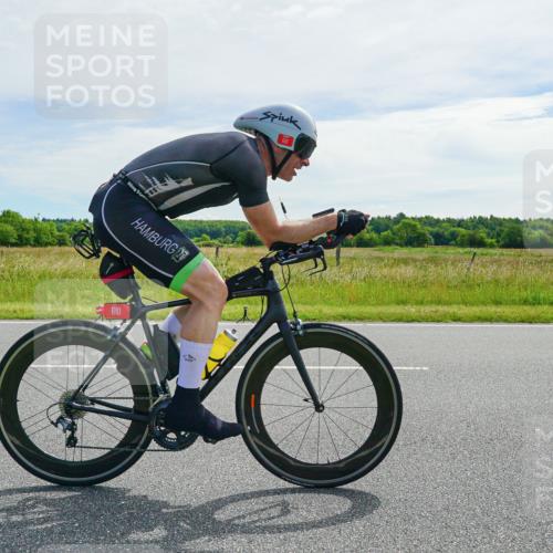21.06.2026 - Viking Triathlon Michael Burmester http://msf.ph/oto/9883779 21.06.2026 11:12:25 Radfahren 37, 208, 209, 273, 359, 563, 610, 654 meine-sportfotos.de