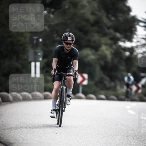 21.06.2026 - 29. Vierlanden-Triathlon H.Heesch http://msf.ph/oto/9883805 21.06.2026 09:18:59 Radfahren 56, 107, 221 meine-sportfotos.de