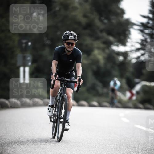 21.06.2026 - 29. Vierlanden-Triathlon H.Heesch http://msf.ph/oto/9883847 21.06.2026 09:19:00 Radfahren 56, 107, 221 meine-sportfotos.de