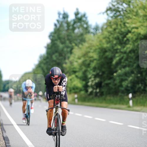 21.06.2026 - Viking Triathlon Michael Burmester http://msf.ph/oto/9883860 21.06.2026 11:08:19 Radfahren 22, 46, 143, 176, 248, 330, 339, 351, 371, 399, 415, 441, 452, 511, 550, 632, 643 meine-sportfotos.de