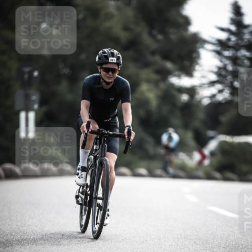 21.06.2026 - 29. Vierlanden-Triathlon H.Heesch http://msf.ph/oto/9883861 21.06.2026 09:19:00 Radfahren 56, 107, 221 meine-sportfotos.de