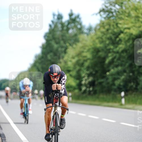 21.06.2026 - Viking Triathlon Michael Burmester http://msf.ph/oto/9883870 21.06.2026 11:08:19 Radfahren 22, 46, 143, 176, 248, 330, 339, 351, 371, 399, 415, 441, 452, 511, 550, 632, 643 meine-sportfotos.de