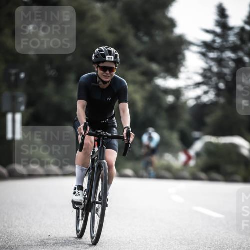 21.06.2026 - 29. Vierlanden-Triathlon H.Heesch http://msf.ph/oto/9883876 21.06.2026 09:19:00 Radfahren 56, 107, 221 meine-sportfotos.de