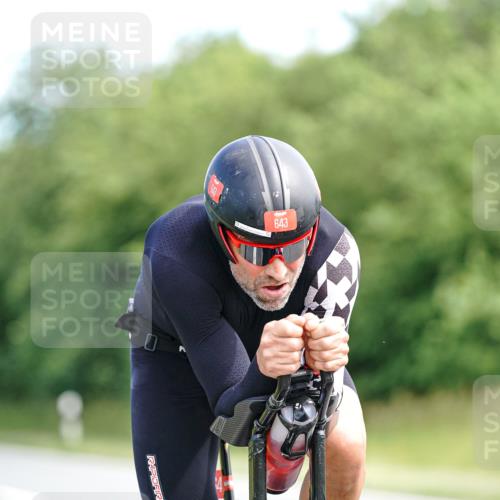 21.06.2026 - Viking Triathlon Michael Burmester http://msf.ph/oto/9883892 21.06.2026 11:08:20 Radfahren 22, 46, 143, 176, 234, 248, 330, 339, 351, 371, 399, 415, 441, 452, 511, 550, 632, 643 meine-sportfotos.de