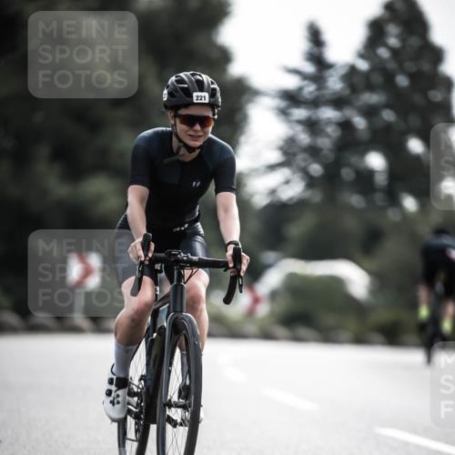 21.06.2026 - 29. Vierlanden-Triathlon H.Heesch http://msf.ph/oto/9883937 21.06.2026 09:19:00 Radfahren 56, 107, 221 meine-sportfotos.de