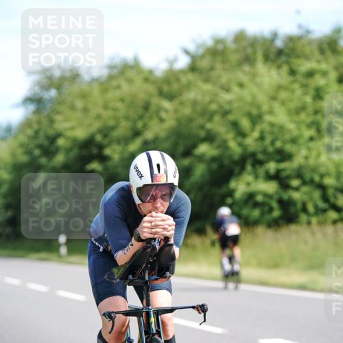 21.06.2026 - Viking Triathlon Michael Burmester http://msf.ph/oto/9883980 21.06.2026 11:14:46 Radfahren 14, 91, 116, 116, 155, 223, 313, 317, 410, 453, 454, 523, 554, 554, 571, 637, 639 meine-sportfotos.de
