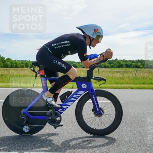 21.06.2026 - Viking Triathlon Michael Burmester http://msf.ph/oto/9883986 21.06.2026 11:17:48 Radfahren 18, 28, 49, 131, 181, 212, 261, 271, 382, 390, 409, 430, 432, 463, 501 meine-sportfotos.de