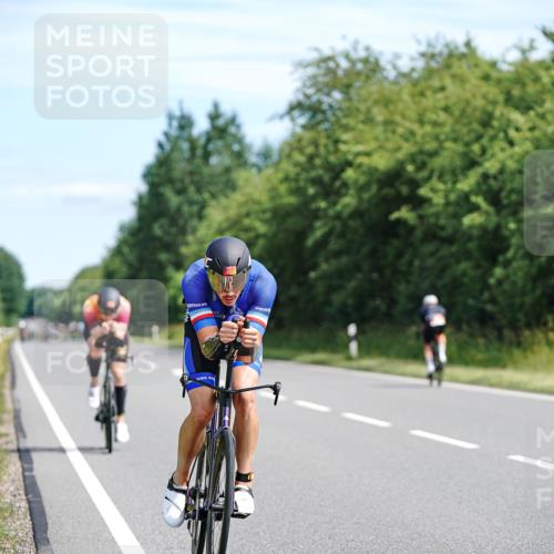 21.06.2026 - Viking Triathlon Michael Burmester http://msf.ph/oto/9883993 21.06.2026 11:14:48 Radfahren 14, 91, 116, 116, 155, 223, 304, 313, 317, 410, 453, 454, 523, 554, 554, 571, 637, 639 meine-sportfotos.de