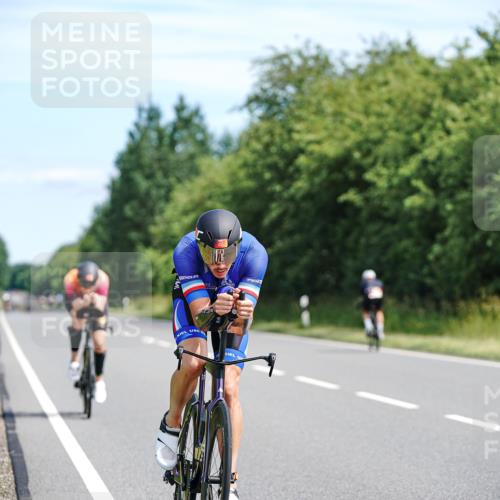 21.06.2026 - Viking Triathlon Michael Burmester http://msf.ph/oto/9884003 21.06.2026 11:14:48 Radfahren 14, 91, 116, 116, 155, 223, 304, 313, 317, 410, 453, 454, 523, 554, 554, 571, 637, 639 meine-sportfotos.de