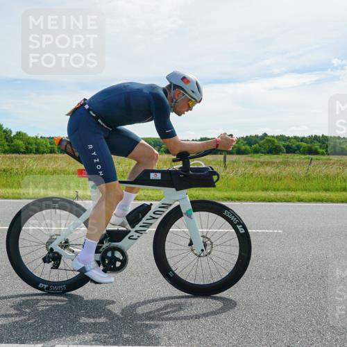 21.06.2026 - Viking Triathlon Michael Burmester http://msf.ph/oto/9884026 21.06.2026 11:19:03 Radfahren 1, 4, 47, 221, 242, 295, 311, 372, 378, 449, 495, 536, 537, 541, 576, 613, 623, 629 meine-sportfotos.de
