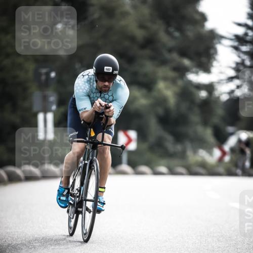 21.06.2026 - 29. Vierlanden-Triathlon H.Heesch http://msf.ph/oto/9884063 21.06.2026 09:19:04 Radfahren 79, 107, 221, 268 meine-sportfotos.de