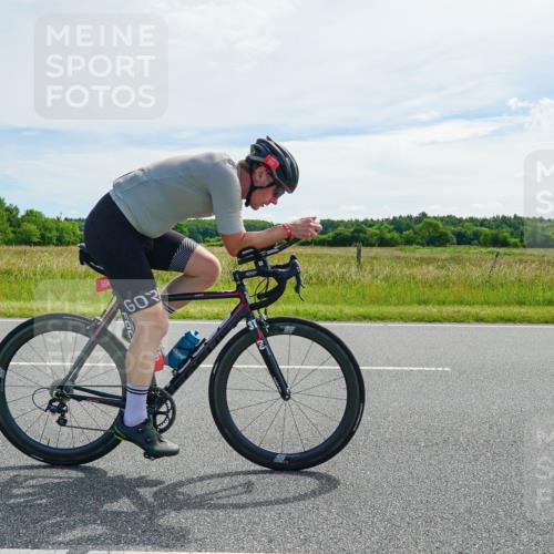 21.06.2026 - Viking Triathlon Michael Burmester http://msf.ph/oto/9884112 21.06.2026 11:19:47 Radfahren 30, 115, 250, 291, 297, 297, 323, 332, 346, 551, 604 meine-sportfotos.de
