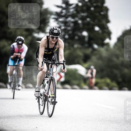 21.06.2026 - 29. Vierlanden-Triathlon H.Heesch http://msf.ph/oto/9884180 21.06.2026 10:36:00 Radfahren 9, 10, 25, 26, 34, 60, 88, 104, 186, 243, 278 meine-sportfotos.de