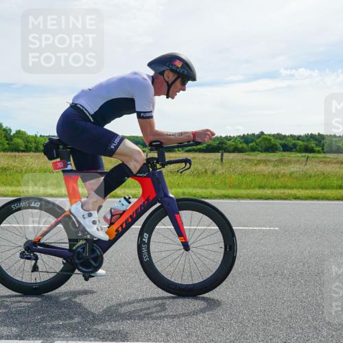 21.06.2026 - Viking Triathlon Michael Burmester http://msf.ph/oto/9884302 21.06.2026 11:21:55 Radfahren 26, 92, 178, 194, 205, 269, 640, 652 meine-sportfotos.de