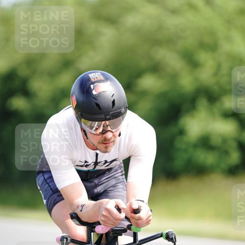 21.06.2026 - Viking Triathlon Michael Burmester http://msf.ph/oto/9884436 21.06.2026 11:19:08 Radfahren 1, 4, 13, 47, 221, 242, 295, 311, 372, 378, 449, 536, 537, 541, 576, 623, 629 meine-sportfotos.de