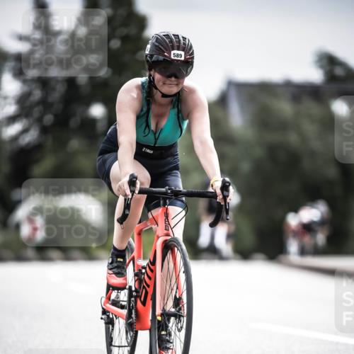 21.06.2026 - 29. Vierlanden-Triathlon H.Heesch http://msf.ph/oto/9884506 21.06.2026 10:36:08 Radfahren 376, 589 meine-sportfotos.de