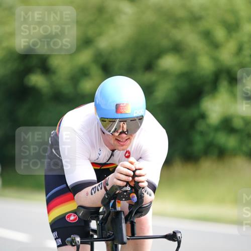 21.06.2026 - Viking Triathlon Michael Burmester http://msf.ph/oto/9884618 21.06.2026 11:19:55 Radfahren 30, 115, 115, 249, 250, 250, 257, 291, 297, 323, 332, 343, 346, 604, 625 meine-sportfotos.de