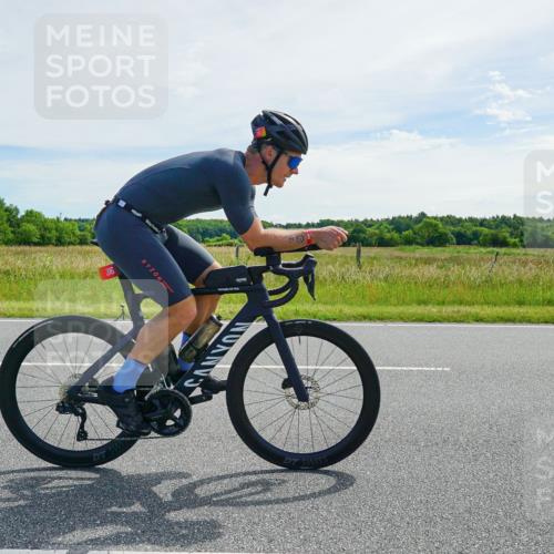 21.06.2026 - Viking Triathlon Michael Burmester http://msf.ph/oto/9884621 21.06.2026 11:26:12 Radfahren 52, 58, 86, 133, 133, 165, 169, 190, 280, 316, 526, 527, 546, 645 meine-sportfotos.de